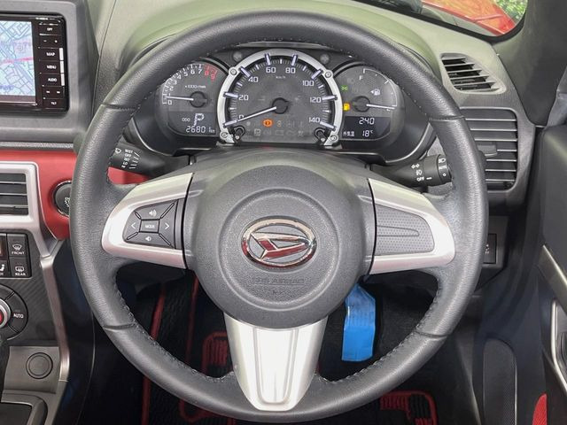 �y�����v�����X�e�A�����O�z�㎿�Ȋv���g�p���邱�ƂŁA��ɂ����������݂ƂĂ��^�]���₷���n���h���ł���