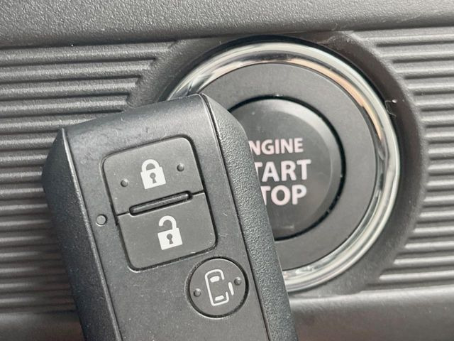 �y�L�[���X�X�^�[�g�V�X�e���z�J�o����|�P�b�g�ɓ��ꂽ�܂܂ł��h�A�̎{���E�������\�ȃX�}�[�g�L�[�𑕔��B�G���W���̃I���E�I�t�����J�M�����o���K�v����������Ƃ��Ă��֗��ł���