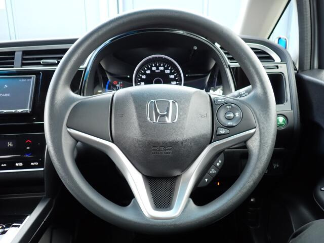 �X�e�A�����O�͂ƂĂ����ꂢ�ȏ�Ԃł���