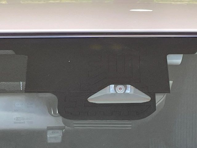 �y�v���N���b�V���Z�[�t�e�B�z�O���̎ԗ��������m���A�Փ˂������Ȏ��͌x��Œ��ӂ𑣂��A�u���[�L�𓥂ޗ͂��T�|�[�g�B�u���[�L�𓥂߂Ȃ������ꍇ�͏Փ˔�Q�y���u���[�L���쓮�A�Փˉ�����T�|�[�g���܂��B