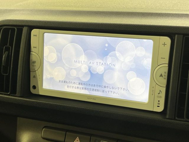 �y�����i�r�z�l�C�̏����i�r�𑕔����Ă���܂��B�i�r�̎g���₷���͂������A�I�[�f�B�I�@�\���[��!�L�����v�◷�s�͂������A�ʋ΂┃�����ȂǕ��i�̃h���C�u���y�����Ȃ�͂���