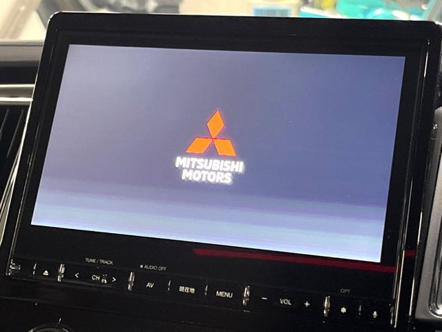 【純正10型ナビ】人気の純正ナビを装備。オーディオ機能も充実しており、Bluetooth接続すればお持ちのスマホやMP3プレイヤーの音楽を再生可能!毎日の運転がさらに楽しくなります!!