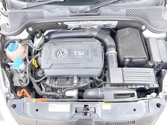 �����X�ł́A�e���[�J�[�̐�p�f�f�e�X�^�[�𓱓��B���Ǝ��i�����e�N�j�J���X�^�b�t���풓���Ă���܂��̂ŁA������̍ۂɂ����S���Ă����p���������܂��B