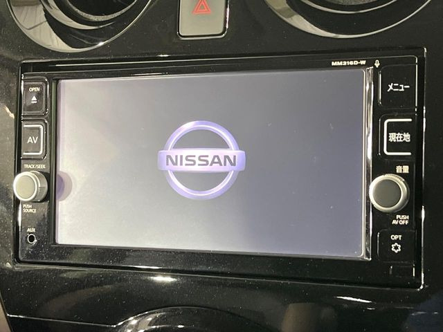 �y�����i�r�z�l�C�̏����i�r�𑕔��B�I�[�f�B�I�@�\���[�����Ă���ABluetooth�ڑ�����΂������̃X�}�z��MP3�v���C���[�̉��y���Đ��\!�����̉^�]������Ɋy�����Ȃ�܂�!!