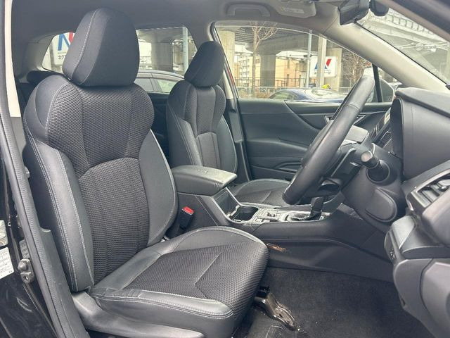 �y�n�[�t���U�[�V�[�g�z�������ƍ���S�n�𗼗������l�C�̃V�[�g���w�ʁE���ʂ̃t�@�u���b�N�f�ނ́A�ʋC���̗ǂ��⊊��ɂ����ɗD��Ă��܂��B�C���╞���ɍ��E���ꂸ���K�ɂ���肢�������܂��B