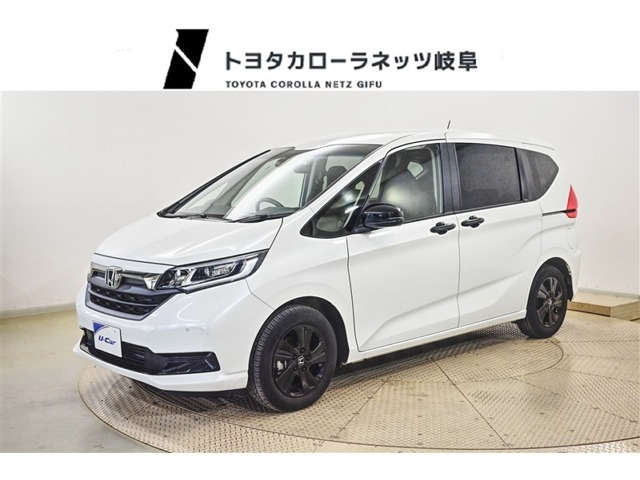 フリード1.5 G ブラックスタイル