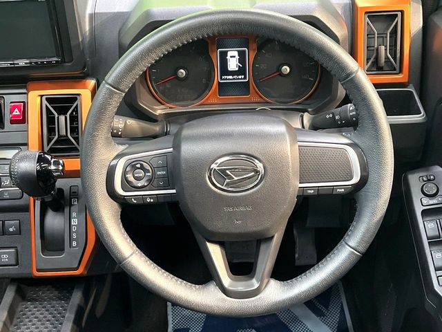 �y�����v�����X�e�A�����O�z�㎿�Ȋv���g�p���邱�ƂŁA��ɂ����������݂ƂĂ��^�]���₷���n���h���ł���