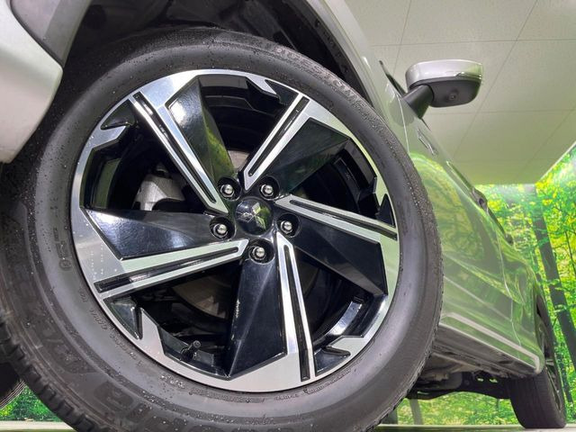 �y����18�C���`�A���~�z�C�[���z�O�ςɃ}�b�`���������A���~�z�C�[���𑕒����Ă���܂��B�e��ЊO�A���~�z�C�[����A�X�^�b�h���X�^�C�����戵�����Ă���܂��B���񂲑��k����������