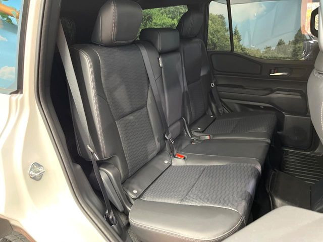 �L�X�Ƃ���2��ڃV�[�g�͋��Z���������A���S�n�����K!�F�B��Ƒ��Ƃ̂��o�����ɂ҂�����ł��B�x�r�[�V�[�g��`���C���h�V�[�g�g�p�������K�ɂ��߂�������������\���ȋ�Ԃ��m�ۂ��Ă��܂��B