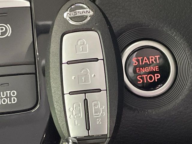 �y�C���e���W�F���g�L�[�z�J�o����|�P�b�g�ɓ��ꂽ�܂܂ł��h�A�̎{���E�������\�ȃX�}�[�g�L�[�𑕔��B�G���W���̃I���E�I�t�����J�M�����o���K�v����������Ƃ��Ă��֗��ł���