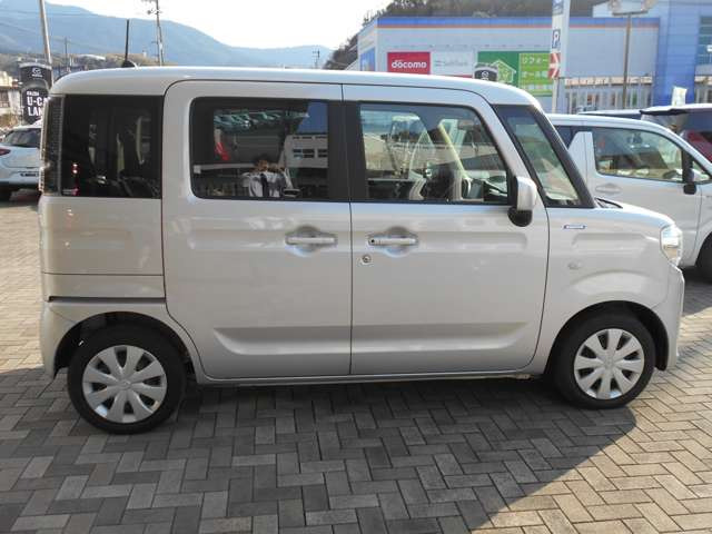 フレアワゴンハイブリッド XG