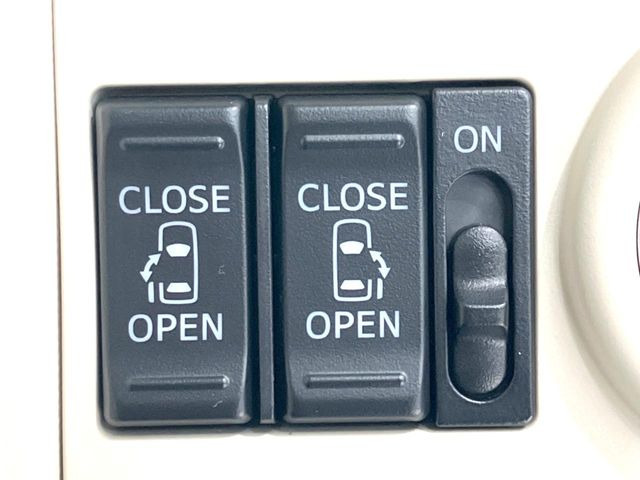 �y�����p���[�X���C�h�h�A�z�X�}�[�g�L�[��^�]�Ȃ̃X�C�b�`�Ō�ȗ����X���C�h�h�A�̊J���\���d��������͂����ăh�A���J����K�v�������A�����Ȃ��q�l�ł��ȒP�ɊJ���߂ł����K�ł���