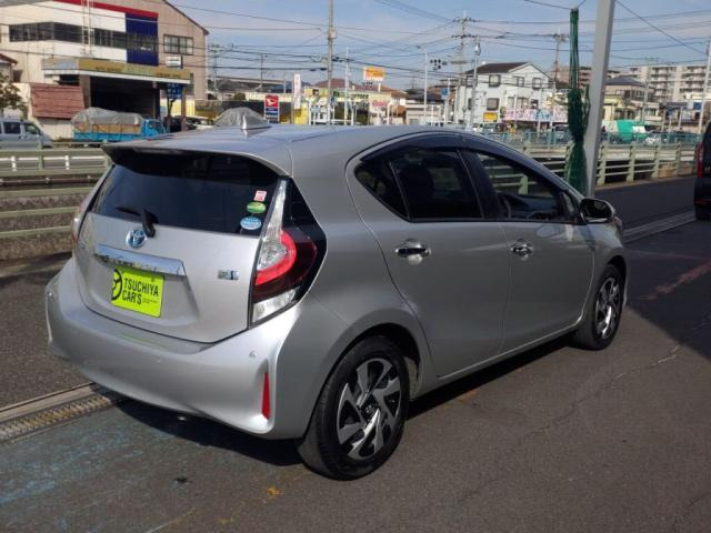 アクア1.5 S スタイルブラック