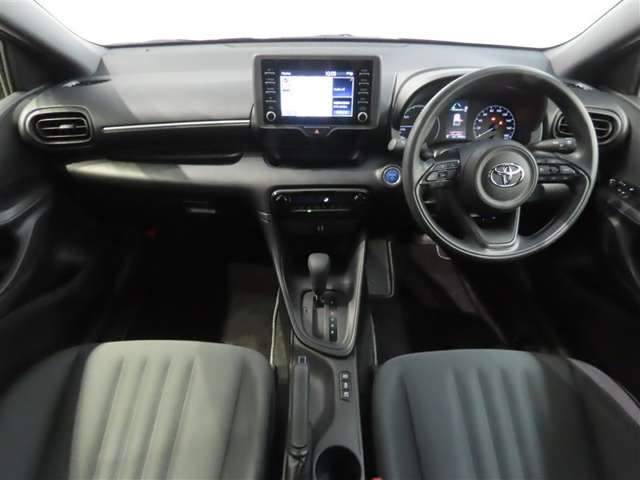 ヤリス1.5 ハイブリッド X