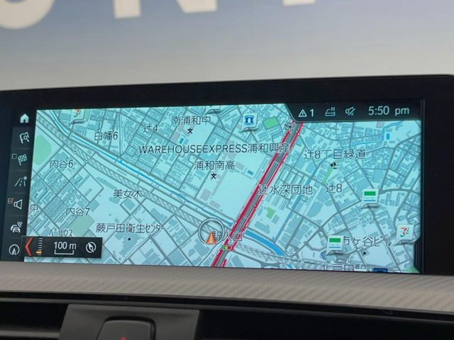 �������i�r:��̊��̂���i�r�́A����������ԓ������o���Ă���܂��B�I�[�f�B�I�@�\���[�����Ă���܂��̂ŁA�^�]�����y���߂܂���