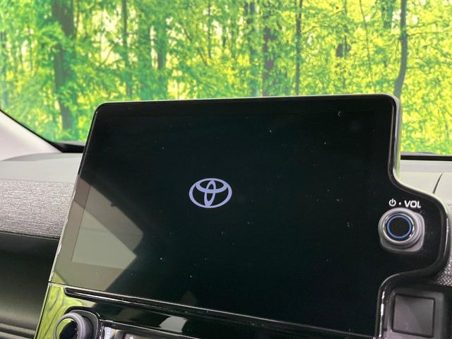 �y10.5�C���` �f�B�X�v���C�I�[�f�B�I�z���ʂ̃f�B�X�v���C��AppleCarPlay��AndroidAuto�����p�\�B�傫�ȉ�ʂŃX�}�z�i�r�A�v���������p���������܂���