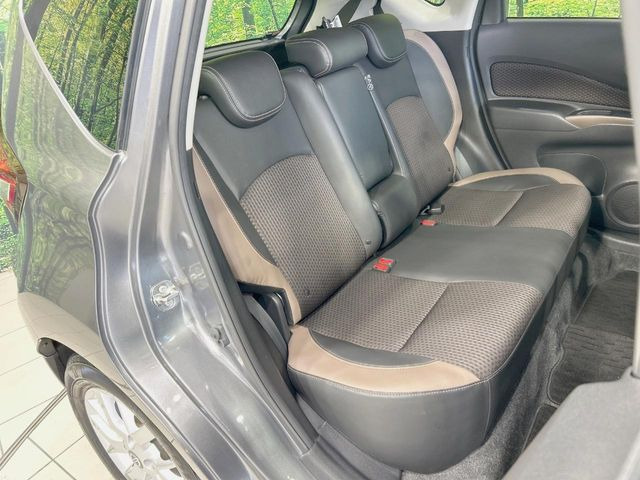 �y�n�[�t���U�[�V�[�g�z�������ƍ���S�n�𗼗������l�C�̃V�[�g���w�ʁE���ʂ̃t�@�u���b�N�f�ނ́A�ʋC���̗ǂ��⊊��ɂ����ɗD��Ă��܂��B�C���╞���ɍ��E���ꂸ���K�ɂ���肢�������܂��B