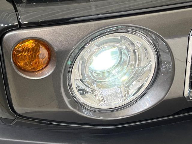 �yLED�w�b�h���C�g�z���V����ԑ��s�����ǍD�Ȏ��E���m�ۂ����S���ĉ^�]�ł��鍂�P�xLED�w�b�h���C�g�𑕔�!�_�����x�������A����d�͂��}�����Ă��܂��B