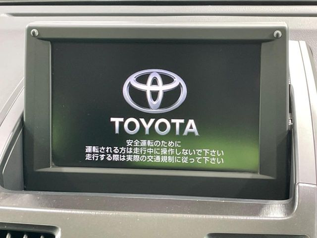 �y�����i�r�z�l�C�̏����i�r�𑕔����Ă���܂��B�i�r�̎g���₷���͂������A�I�[�f�B�I�@�\���[��!�L�����v�◷�s�͂������A�ʋ΂┃�����ȂǕ��i�̃h���C�u���y�����Ȃ�͂���