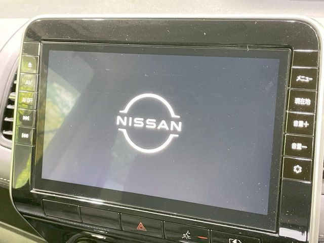 �y����10�^�i�r�z�l�C�̏���10�^�i�r�𑕔����Ă���܂��B�i�r�̎g���₷���͂������A�I�[�f�B�I�@�\���[��!�L�����v�◷�s�͂������A�ʋ΂┃�����ȂǕ��i�̃h���C�u���y�����Ȃ�͂���