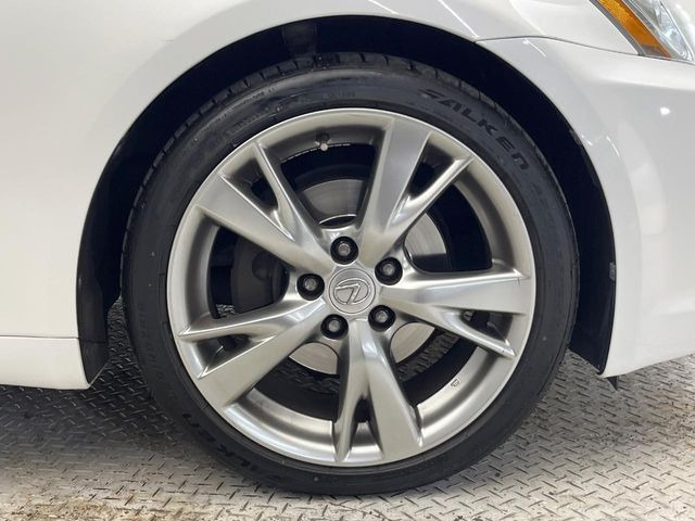 �y�����I�v�V����18�C���`�A���~�z�C�[���z�����I�v�V�����z�C�[���𑕒��B���s���\�̌���ɉ����A�O�ς����X�^�C���b�V���ɂȂ��Ă��܂��B