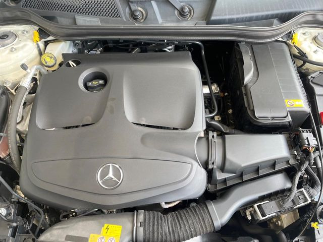 �����X�ł́A�e���[�J�[�̐�p�f�f�e�X�^�[�𓱓��B���Ǝ��i�����e�N�j�J���X�^�b�t���풓���Ă���܂��̂ŁA������̍ۂɂ����S���Ă����p���������܂��B