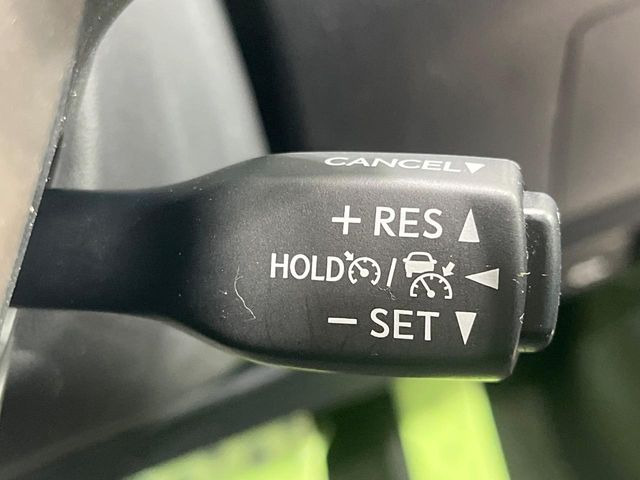 �y�p�m���~�b�N�r���[���j�^�[�z��p�̃J�����ɂ��A�ォ�猩���낵���悤�Ȏ��_��360�x�N���}�̎��͂��m�F���邱�Ƃ��ł��܂������p�������m�F���₷���A�����ꏊ�ł̐؂�Ԃ��⒓�Ԃ��X���[�Y�ɍs���܂��B