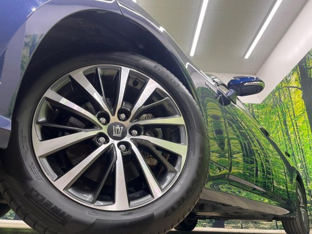 �y����17�C���`�A���~�z�C�[���z�O�ςɃ}�b�`���������A���~�z�C�[���𑕒����Ă���܂��B�e��ЊO�A���~�z�C�[����A�X�^�b�h���X�^�C�����戵�����Ă���܂��B���񂲑��k����������