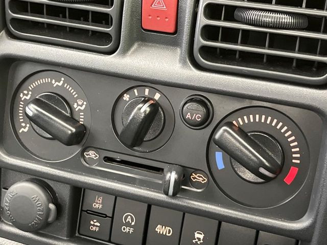 �����~�������Ă��S�Ȃɉ��K�ȋ󒲂�͂��Ă����A�_�C�������G�A�R���𑕔���