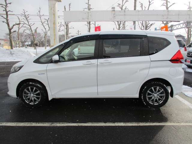 フリード+1.5 ハイブリッド G ホンダセンシング 4WD