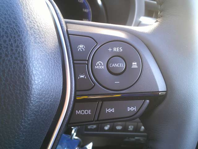 �����[�_�[�N���[�Y�R���g��-��!�A�N�Z������Ȃ��ɃX�e�A�����O�̃X�C�b�`����݂̂ō������H�Ȃǂł̒葬���s&�Ǐ]���s�𐧌䂵�܂���