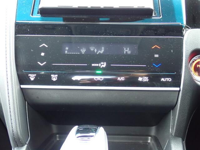 �I�[�g�G�A�R�������B���x�ݒ肪�o���āA�������K�ł���B