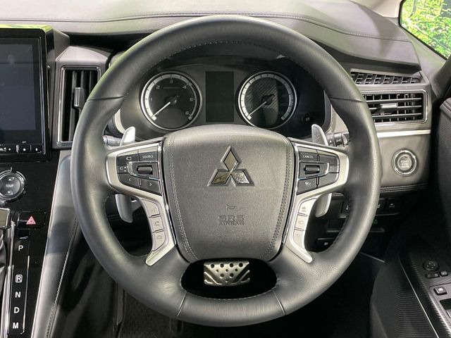 �y�����v�����X�e�A�����O�z�㎿�Ȋv���g�p���邱�ƂŁA��ɂ����������݂ƂĂ��^�]���₷���n���h���ł���