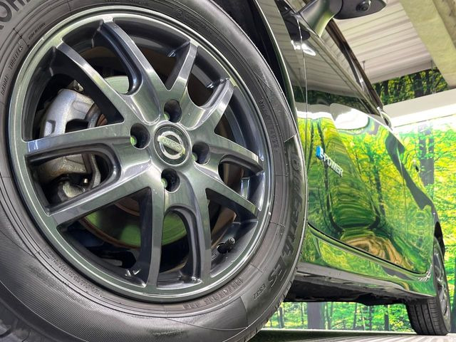 �y����15�C���`�A���~�z�C�[���z�O�ςɃ}�b�`���������A���~�z�C�[���𑕒����Ă���܂��B�e��ЊO�A���~�z�C�[����A�X�^�b�h���X�^�C�����戵�����Ă���܂��B���񂲑��k����������