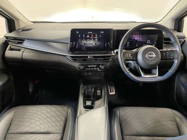 ���D�݂̃I�v�V�����𑕒����Č�[�Ԃ��邱�Ƃ��\�ł��B�i�r�E�o�b�N�J�����EETC�E��ȃt���b�v�_�E�����j�^�[�E�R�[�e�B���O�E�V�[�g�J�o�[�E�h���C�u���R�[�_�[�E�G���W���X�^�[�^�[ �ȂǂȂǎ戵����!