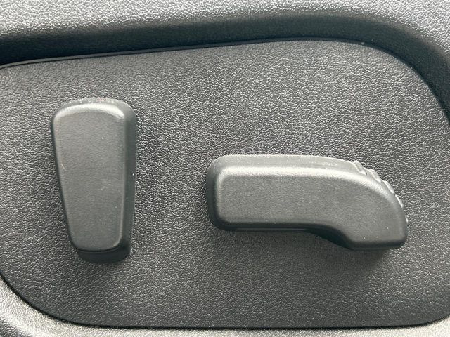 �y�p���[�V�[�g�z�X�C�b�`��ŊȒP�ɃV�[�g�̔��������\!�d��������͂�����܂���!���K�ȃV�[�g�|�W�V�����ɃZ�b�g���āA���K�ȃh���C�u�����y���݂��������B