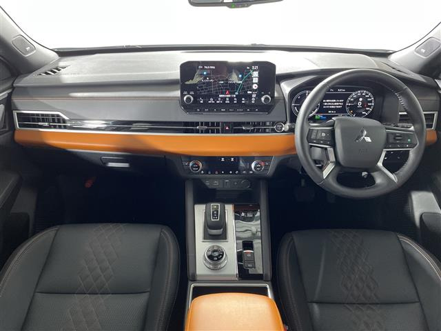 アウトランダーPHEV 2.4 P 4WD