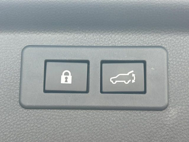 �y�p���[�o�b�N�h�A�z�X�}�[�g�L�[��^�]�Ȃ̃{�^�������������Ń��A�Q�[�g�������ŊJ���܂�!�ו��������Ă��鎞��A�����ʒu�ɂ���o�b�N�h�A��߂�ۂɕ֗��ȋ@�\�ł���