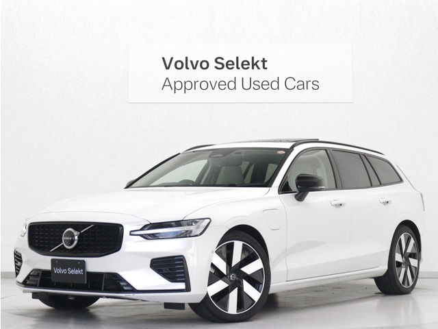 V60ウルトラ T6  AWD プラグインハイブリッド 4WD