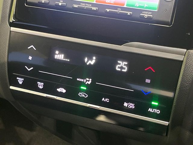 �y�I�[�g�G�A�R���z��x���D�݂̉��x�ɐݒ肷��΁A�ԓ��̉��x�����m�����ʂ≷�x�������Œ����B����&hellip;����&hellip;�Ɖ��x���X�C�b�`���������K�v�͂���܂���B���K�Ȏԓ���Ԃɂ͕K�{�̋@�\�ł��ˁ�