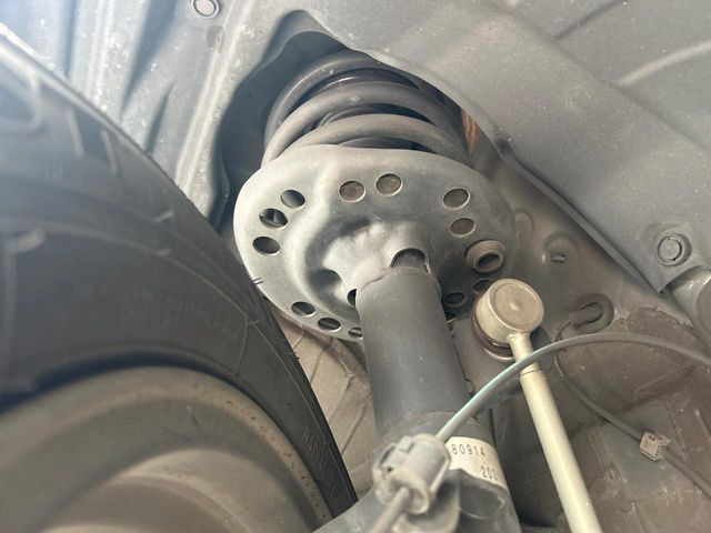 �����̗򉻗\�h�ׂ̖̈h�K���H�̎{�H�������Ă���܂��B�~��n��͂������A���ݕ��ɂ��Z���̕���A��Ń}�����E�E�B���^�[�X�|�[�c���������ɑ�ύD�]���������Ă���܂��B