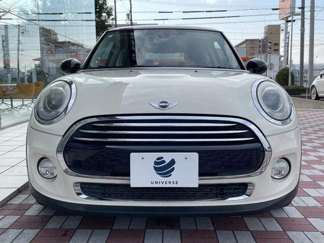 �������x�̃K���X�疌�ŝ����͂������A�㎿�ȃc���E����������B���O����_���J�����؂Ȉ��Ԃ�ی삵�A�F�����E�򉻂�h�~�B�u�e�X�v���b�V���R�[�g�v�A�u�e�v���~�b�T�R�[�g�v���炨�I�т��������܂��B