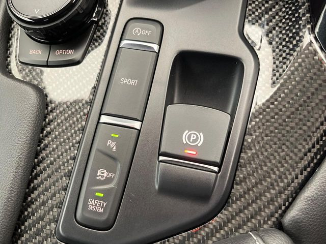 �y�v���N���b�V���Z�[�t�e�B�z�O���̎ԗ��������m���A�Փ˂������Ȏ��͌x��Œ��ӂ𑣂��A�u���[�L�𓥂ޗ͂��T�|�[�g�B�u���[�L�𓥂߂Ȃ������ꍇ�͏Փ˔�Q�y���u���[�L���쓮�A�Փˉ�����T�|�[�g���܂��B