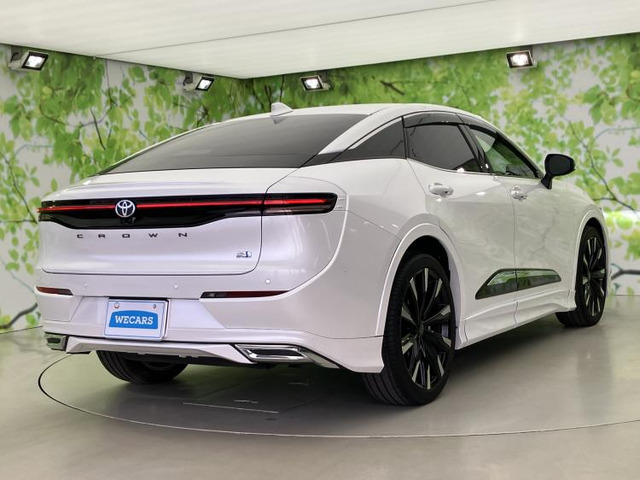 クラウンクロスオーバー2.4 RS アドバンスト E-Four advanced 4WD