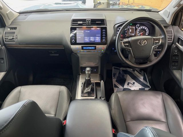 グループ総在庫数約30,000台!!全国の系列店からメーカー・車種問わずご紹介出来るので、あなたにピッタリのお車が見つかるはずです♪まずはお問い合わせ下さい☆