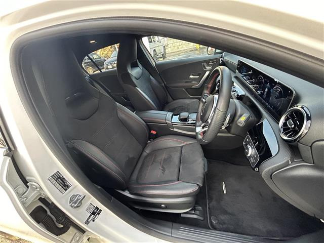 AクラスA200d AMGライン