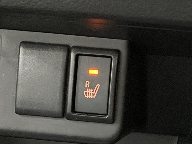 �y�V�[�g�q�[�^�[�z�������ɏd�󂷂�V�[�g�q�[�^�[!�G�A�R����葁�����܂��Ă����̂Ŋ�����̐l�����S�ł��ˁ�G�A�R���̉����͊������邩����A�Ƃ������ɂ����������߂ł��B