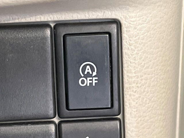 �y�A�C�h�����O�X�g�b�v�z�ԐM����a�؂Œ�Ԃ����ۂɃG���W�����~���A���ʂȔR���̏����}���܂��B�R��������ی�ɂȂ���@�\��G���W���̓u���[�L�𗣂��΍Ďn�����܂��B