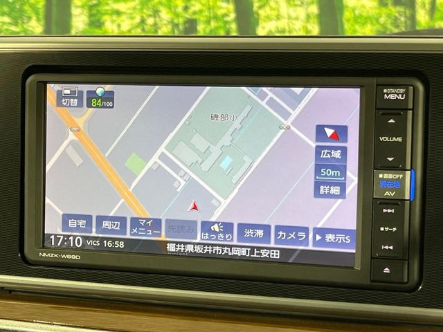 �y�����i�r�z�l�C�̏����i�r�𑕔����Ă���܂��B�i�r�̎g���₷���͂������A�I�[�f�B�I�@�\���[��!�L�����v�◷�s�͂������A�ʋ΂┃�����ȂǕ��i�̃h���C�u���y�����Ȃ�͂���