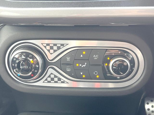 ���I�[�g�G�A�R��:�œK�ȉ��x��ۂ悤�ɃI�[�g�Œ��߉\�ł���